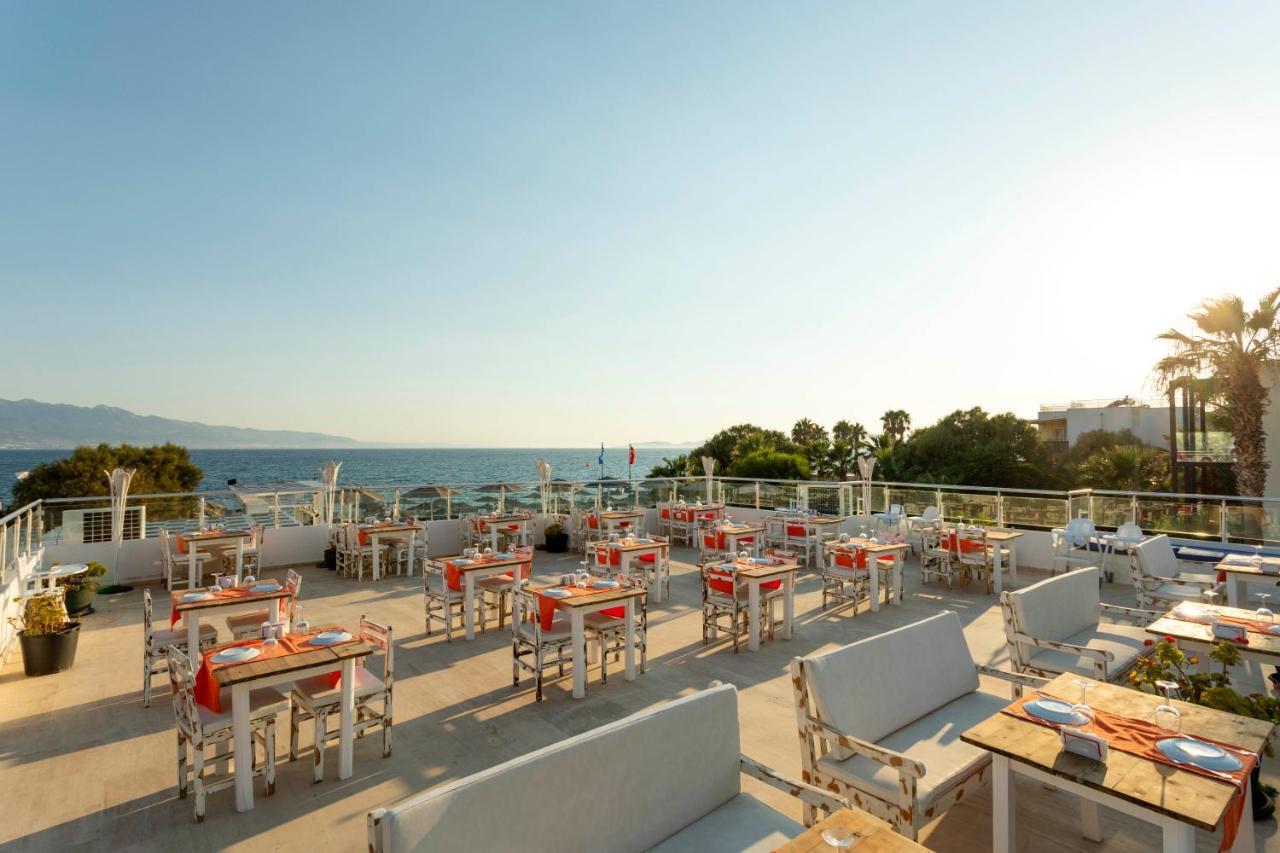 Charm Beach Hotel Акярлар Екстериор снимка